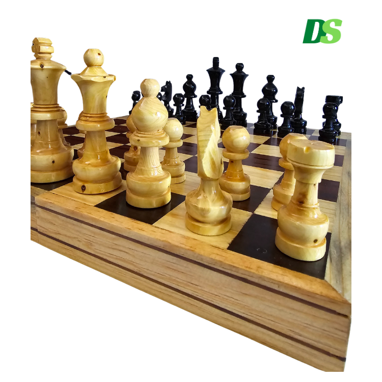 Ajedrez De Madera Artesanal: 45x45 Cm. Tablero Plegable